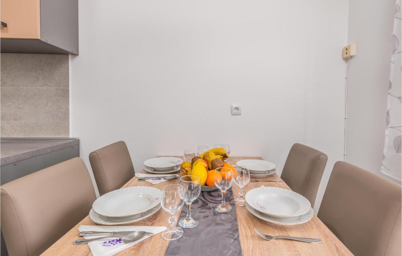 Stunning Apartment In Krk With Kitchen Krk Town Exterior foto