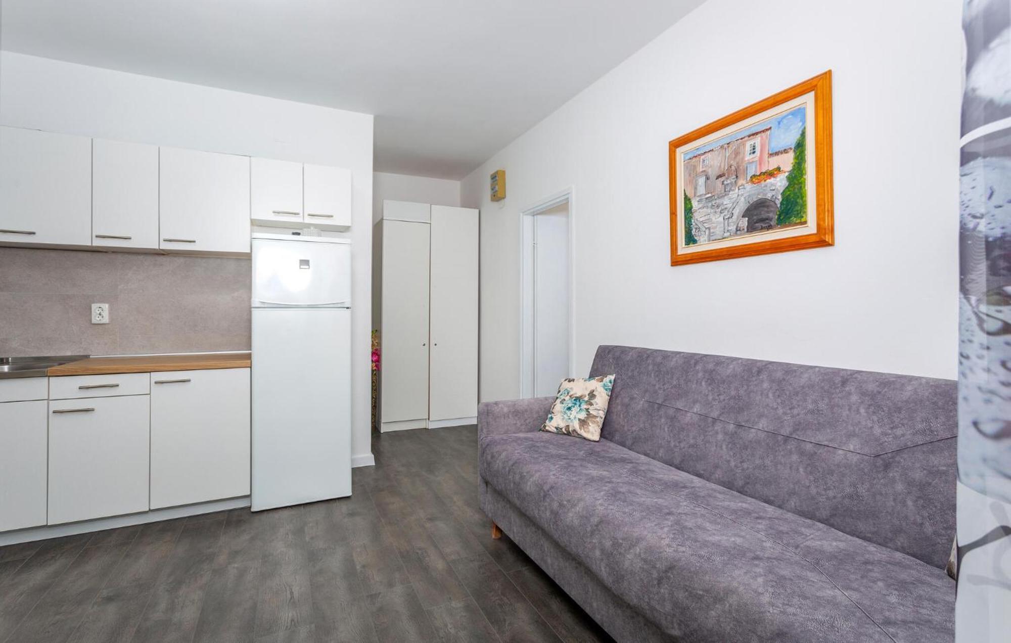 Stunning Apartment In Krk With Kitchen Krk Town Exterior foto