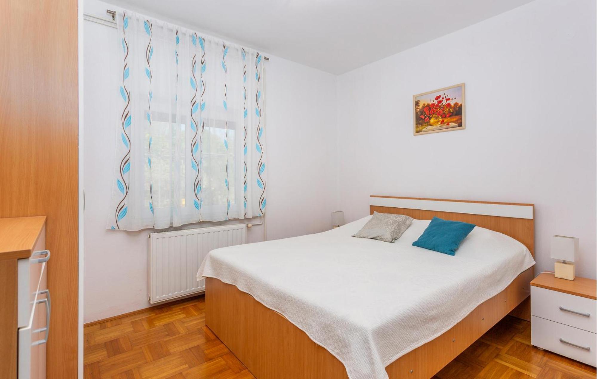 Stunning Apartment In Krk With Kitchen Krk Town Exterior foto